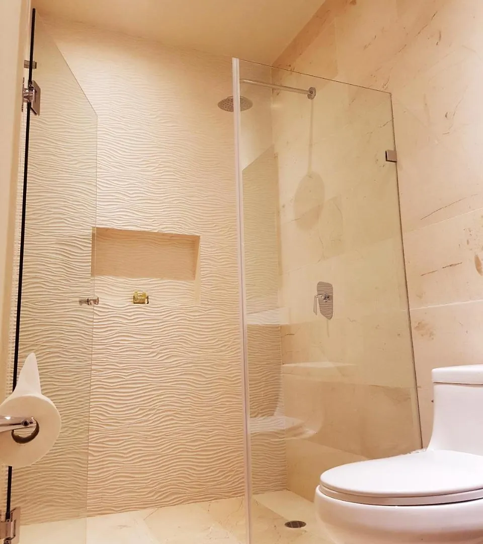 Precious 1 Bedroom In Brand New Miranda Building By Happy Address Playa del Carmen 0*,  Mexique