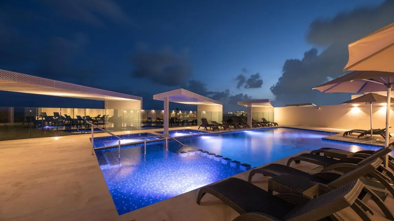 Precious 1 Bedroom In Brand New Miranda Building By Happy Address Playa del Carmen Appartement